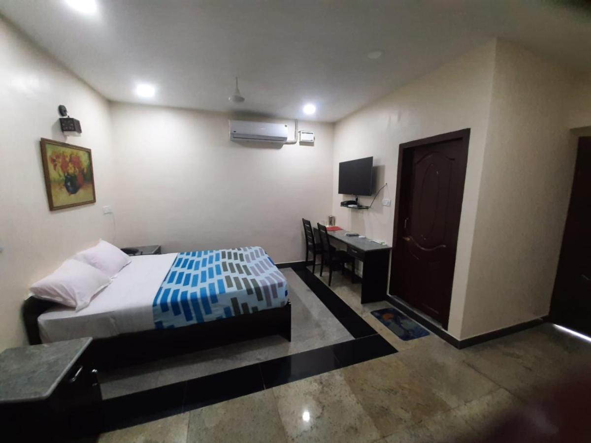 Bay Inn Chennai Exterior photo