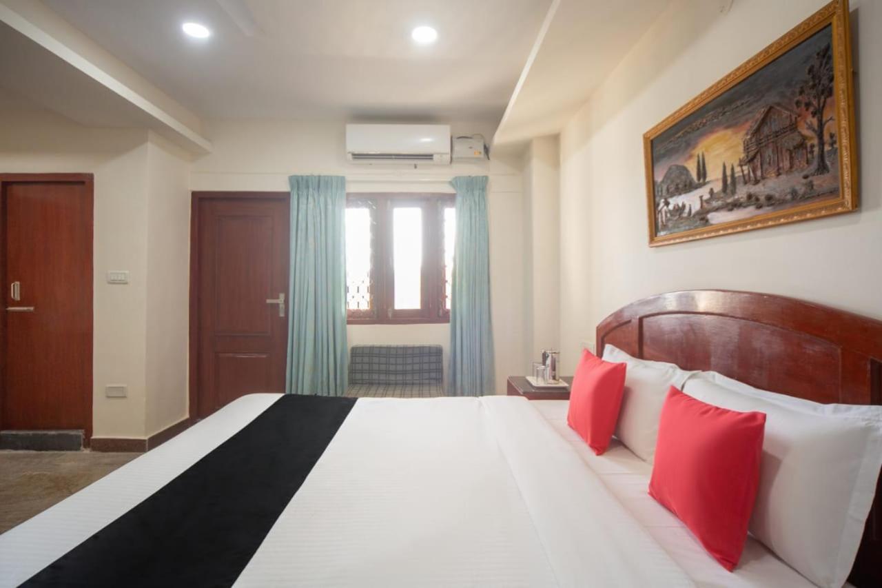 Bay Inn Chennai Exterior photo